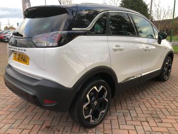 SPOTICAR Vauxhall Crossland 1.2 Turbo Ultimate Auto Euro 6 (s/s) 5dr Used Car - Suv Petrol White - Littlehampton - 1200558331_4