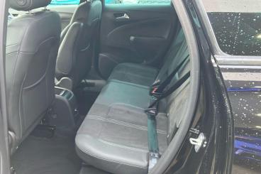 SPOTICAR Vauxhall Crossland 1.2 Turbo Ultimate Euro 6 (s/s) 5dr Used Car - Suv Petrol Black - Woolwich - 1200561984_5