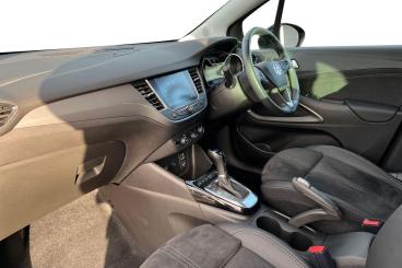 SPOTICAR Vauxhall Crossland 1.2 Turbo Ultimate Auto Euro 6 (s/s) 5dr Used Car - Suv Petrol Grey - Southend-on-sea - 1200568784_2