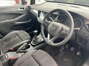 SPOTICAR Vauxhall Crossland 1.2 Turbo Ultimate Euro 6 (s/s) 5dr Used Car - Suv Petrol White - Tiverton - 1200575074_3