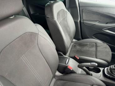 SPOTICAR Vauxhall Crossland 1.2 Turbo Ultimate Euro 6 (s/s) 5dr Used Car - Suv Petrol White - Tiverton - 1200575074_4