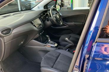 SPOTICAR Vauxhall Crossland 1.2 Turbo Ultimate Auto Euro 6 (s/s) 5dr Used Car - Suv Petrol Blue - Farningham - 1200584081_3