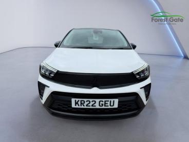 SPOTICAR Vauxhall Crossland 1.2 Gs Line Euro 6 (s/s) 5dr Used Car - Suv Petrol White - Corby - 1200606406_3