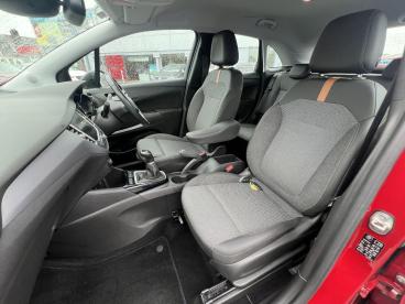 SPOTICAR Vauxhall Crossland 1.2 Se Nav Premium Euro 6 (s/s) 5dr Used Car - Suv Petrol Red - Enniskillen - 1200612265_5