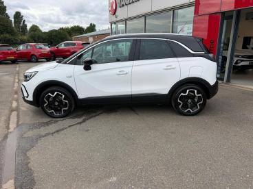 SPOTICAR Vauxhall Crossland 1.2 Turbo Ultimate Auto Euro 6 (s/s) 5dr Used Car - Suv Petrol White - Boston - 1200631107_4