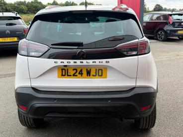 SPOTICAR Vauxhall Crossland 1.2 Turbo Ultimate Auto Euro 6 (s/s) 5dr Used Car - Suv Petrol White - Boston - 1200631107_5