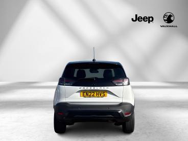 SPOTICAR Vauxhall Crossland 1.2 Turbo Sri Edition Euro 6 (s/s) 5dr Used Car - Suv Petrol White - West Thurrock Grays - 1200641771_5