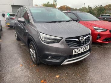 SPOTICAR Vauxhall Crossland X 1.2 Turbo Business Edition Nav Euro 6 (s/s) 5dr Used Car - Suv Petrol Grey - Tiverton - 1200553833_1