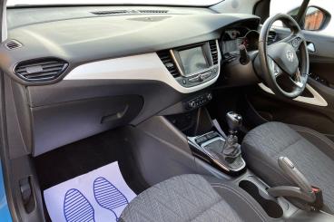 SPOTICAR Vauxhall Crossland X 1.2 Turbo Griffin Euro 6 (s/s) 5dr Used Car - Suv Petrol Blue - Ilkeston - 1200561460_2