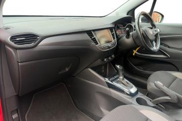 SPOTICAR Vauxhall Crossland X 1.2 Turbo Elite Nav Auto Euro 6 (s/s) 5dr Used Car - Suv Petrol Red - Newark On Trent - 1200639811_2