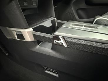 SPOTICAR Vauxhall Frontera 54kwh Gs Auto 5dr (extended Range) Used Car - Suv Electric Black - Wantage - 1200573173_3