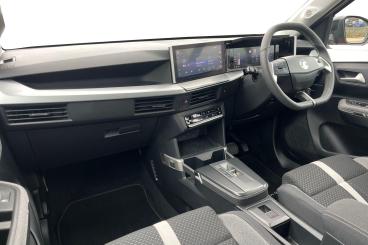 SPOTICAR Vauxhall Frontera 44kwh Gs Auto 5dr Used Car - Suv Electric Orange - Basildon - 1200612086_2