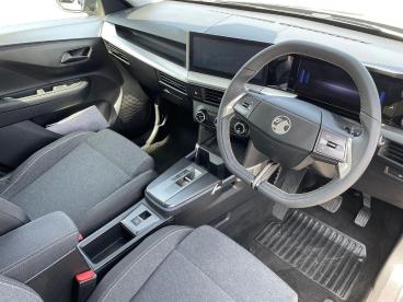 SPOTICAR Vauxhall Frontera 44kwh Design Auto 5dr Used Car - Suv Electric Black - Ross-on-wye - 1200618855_3
