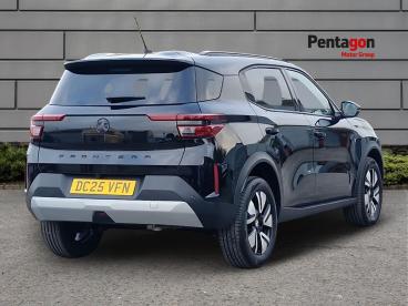 SPOTICAR Vauxhall Frontera 1.2 Hybrid 100ps Gs E-dct Euro 6 (s/s) 5dr Used Car - Suv Hybrid Black - Burton-on-trent - 1200644217_4