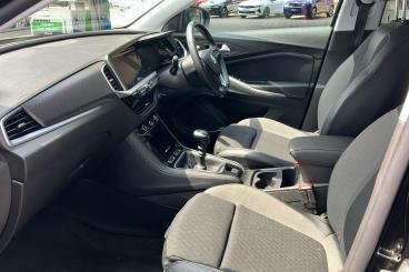SPOTICAR Vauxhall Grandland 1.2 Turbo Elite Euro 6 (s/s) 5dr Used Car - Suv Petrol Black - Bexleyheath - 1200526271_3