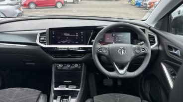 SPOTICAR Vauxhall Grandland 1.2 Turbo Ultimate Auto Euro 6 (s/s) 5dr Used Car - Suv Petrol Grey - Stockport - 1200531974_4
