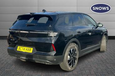 SPOTICAR Vauxhall Grandland 1.2 Mhev Ultimate E-dct Euro 6 (s/s) 5dr Used Car - Suv Hybrid Black - Eastleigh - 1200544094_4