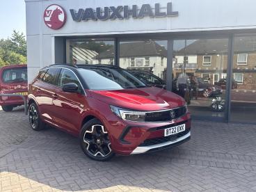 SPOTICAR Vauxhall Grandland 1.2 Turbo Elite Euro 6 (s/s) 5dr Used Car - Suv Petrol Red - High Wycombe - 1200549832_1