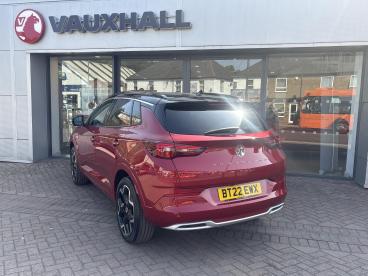 SPOTICAR Vauxhall Grandland 1.2 Turbo Elite Euro 6 (s/s) 5dr Used Car - Suv Petrol Red - High Wycombe - 1200549832_5
