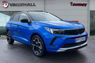 SPOTICAR Vauxhall Grandland 1.2 Turbo Ultimate Auto Euro 6 (s/s) 5dr Used Car - Suv Petrol Blue - Basildon - 1200550019_1