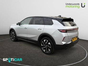 SPOTICAR Vauxhall Grandland 1.2 Mhev Ultimate E-dct Euro 6 (s/s) 5dr Used Car - Suv Hybrid Silver - Sudbury - 1200552714_4