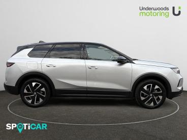 SPOTICAR Vauxhall Grandland 1.2 Mhev Ultimate E-dct Euro 6 (s/s) 5dr Used Car - Suv Hybrid Silver - Sudbury - 1200552714_5