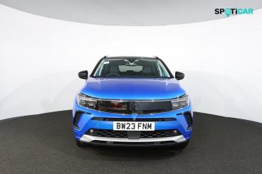 SPOTICAR Vauxhall Grandland 1.2 Turbo Ultimate Auto Euro 6 (s/s) 5dr Used Car - Suv Petrol Blue - West Thurrock Grays - 1200555274_3