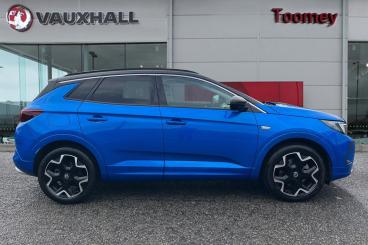 SPOTICAR Vauxhall Grandland 1.6 13.2kwh Elite Auto Euro 6 (s/s) 5dr Used Car - Suv Plug-in Hybrid Blue - Southend-on-sea - 1200555993_4