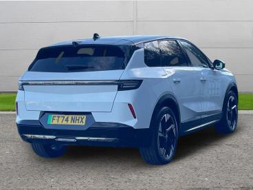 SPOTICAR Vauxhall Grandland 73kwh Ultimate Auto 5dr Used Car - Suv Electric White - Worksop - 1200558104_5