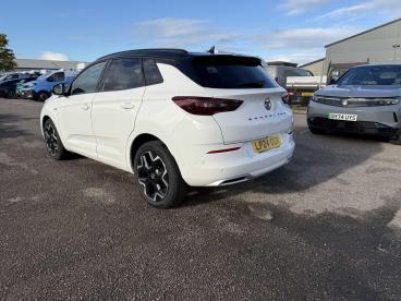 SPOTICAR Vauxhall Grandland 1.2 Ultimate E-dct Euro 6 (s/s) 5dr Used Car - Suv Hybrid White - Inverness - 1200560880_5