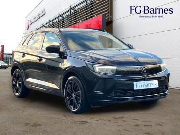 SPOTICAR Vauxhall Grandland 1.2 Turbo Gs Euro 6 (s/s) 5dr Used Car - Suv Petrol Black - Guildford - 1200562858_1