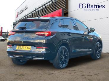 SPOTICAR Vauxhall Grandland 1.2 Turbo Gs Euro 6 (s/s) 5dr Used Car - Suv Petrol Black - Guildford - 1200562858_3