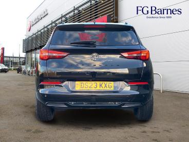 SPOTICAR Vauxhall Grandland 1.2 Turbo Gs Euro 6 (s/s) 5dr Used Car - Suv Petrol Black - Guildford - 1200562858_5