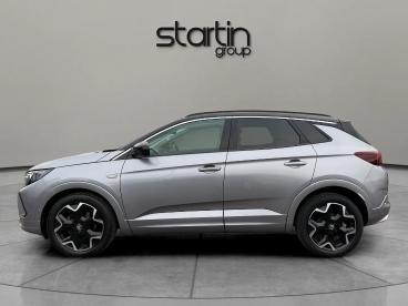 SPOTICAR Vauxhall Grandland 1.2 Turbo Elite Euro 6 (s/s) 5dr Used Car - Suv Petrol Grey - Redditch - 1200564051_5