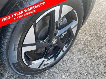 SPOTICAR Vauxhall Grandland 73kwh Ultimate Auto 5dr Used Car - Suv Electric Blue - Bridgend - 1200565411_4