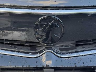 SPOTICAR Vauxhall Grandland 1.6 13.2kwh Gs Line Auto Euro 6 (s/s) 5dr Used Car - Suv Plug-in Hybrid Black - Colwyn Bay - 1200566970_5