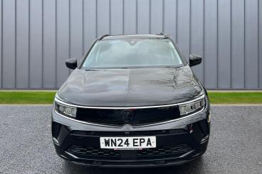 SPOTICAR Vauxhall Grandland 1.6 14.2kwh Gs Auto Euro 6 (s/s) 5dr Used Car - Suv Plug-in Hybrid Black - Taunton - 1200573334_3