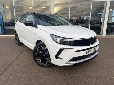 SPOTICAR Vauxhall Grandland 1.6 14.2kwh Ultimate Auto Euro 6 (s/s) 5dr Used Car - Suv Plug-in Hybrid White - Boston - 1200577609_1