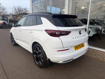 SPOTICAR Vauxhall Grandland 1.6 14.2kwh Ultimate Auto Euro 6 (s/s) 5dr Used Car - Suv Plug-in Hybrid White - Boston - 1200577609_5