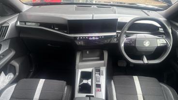 SPOTICAR Vauxhall Grandland 1.2 Design E-dct Euro 6 (s/s) 5dr Used Car - Suv Hybrid Blue - London - 1200578774_4