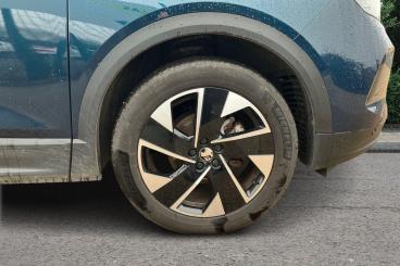 SPOTICAR Vauxhall Grandland 1.2 Gs E-dct Euro 6 (s/s) 5dr Used Car - Suv Hybrid Blue - Portsmouth - 1200583471_5