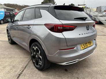 SPOTICAR Vauxhall Grandland 1.5 Turbo D Ultimate Auto Euro 6 (s/s) 5dr Used Car - Suv Diesel Grey - Pontypridd - 1200585676_5