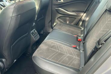 SPOTICAR Vauxhall Grandland 1.2 Turbo Ultimate Euro 6 (s/s) 5dr Used Car - Suv Petrol Grey - Woolwich - 1200592584_5