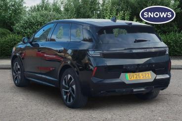 SPOTICAR Vauxhall Grandland 73kwh Gs Auto 5dr Used Car - Suv Electric Black - Eastleigh - 1200593702_3
