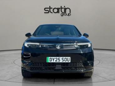 SPOTICAR Vauxhall Grandland 73kwh Gs Auto 5dr Used Car - Suv Electric Black - Redditch - 1200595384_2