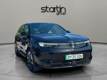 SPOTICAR Vauxhall Grandland 73kwh Gs Auto 5dr Used Car - Suv Electric Black - Redditch - 1200595384_5