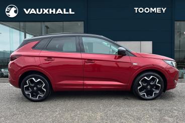 SPOTICAR Vauxhall Grandland 1.2 Turbo Ultimate Euro 6 (s/s) 5dr Used Car - Suv Petrol Red - Southend-on-sea - 1200600472_4