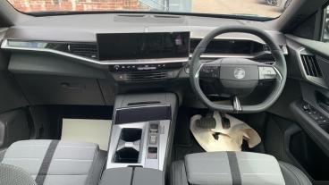 SPOTICAR Vauxhall Grandland 73kwh Gs Auto 5dr Used Car - Suv Electric Blue - Crawley - 1200603087_4
