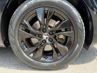 SPOTICAR Vauxhall Grandland 1.6 13.2kwh Gs Line Auto Euro 6 (s/s) 5dr Used Car - Suv Plug-in Hybrid Black - Wantage - 1200605158_4