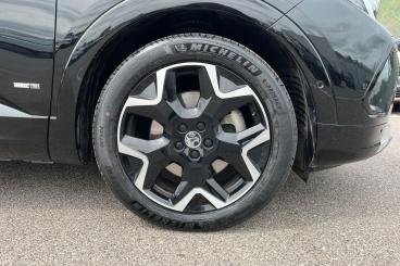 SPOTICAR Vauxhall Grandland 1.6 14.2kwh Ultimate Auto Euro 6 (s/s) 5dr Used Car - Suv Plug-in Hybrid Black - Basildon - 1200607495_5